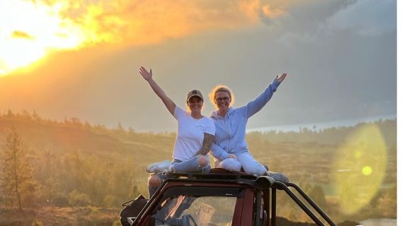 Kintamani: Trekking Jeep Sunrise dengan Pemandian Air Panas Kintamani