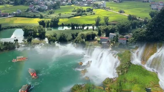 1–4 people small group tour|private tour|Chongzuo Departure and Return: Huashan Rock Paintings + Pingxiang Friendship Pass