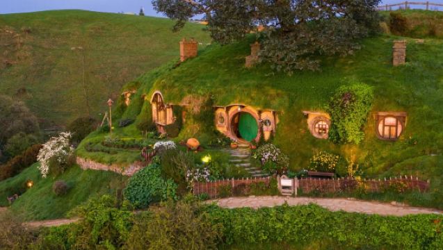 New Zealand Auckland [Kampung Hobbit + Gua Kunang-Kunang Waitomo + Bahasa Cina] lawatan sehari berkumpul/bersendirian