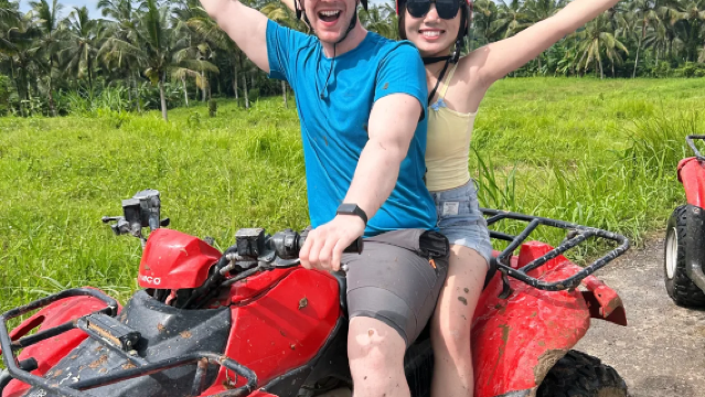 クーバー・バリ - ジャングルクラブ&アドベンチャー ウブド・オフロードATV クーバー1.5時間+ウブドまたは南部ホテル往復送迎