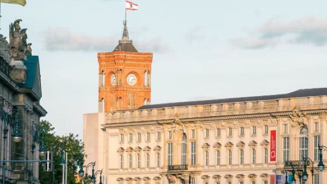 德國柏林博物館島+柏林圍牆+勃蘭登堡門+波茨坦廣場【中文包車】