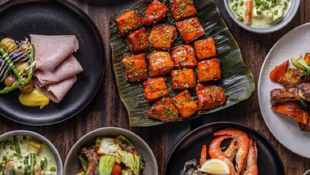 ร้านอาหารทิวทัศน์ความร้อนใต้พิภพ Pataka Kai ที่โรโตรัว | ชมน้ำพุร้อนพวยพุ่งพร้อมลิ้มรสอาหารเมารีอบเต่าหนึ่งพันปี [อาหารกลางวัน/เย็น สามารถเพิ่มการแสดงฮาก้าได้]