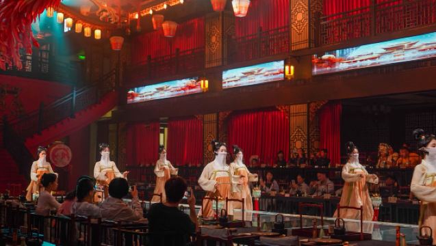 湖北恩施「上宴賦」没入型宮廷ディナーショー【宮廷グルメ+宮廷楽舞+味覚と視覚のダブル楽しみ】