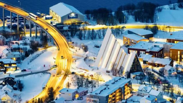 特羅姆瑟：接/送單程包車【中文司機/時間自訂/上門接送】