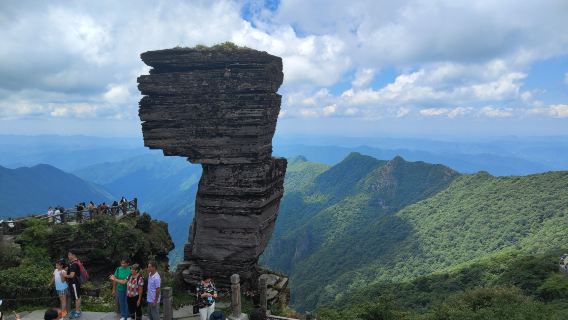 Lawatan Kendiri 1 Hari ke Gunung Fanjing dari Fenghuang