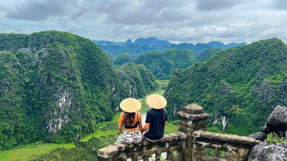 [Private Vehicle + Korean/English Guide] No Shopping·No Options | Vietnam's Great Wall Hang Mua·UNESCO Trang An·Hoa Lu Ancient Capital 1-Day Tour