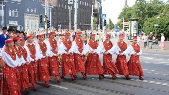 Tallinn: Highlights Shore Excursion with Return Transfer