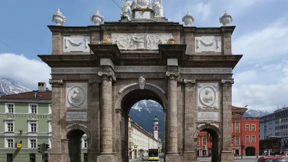 Visita guiada de audio autónoma a pie en Innsbruck (10 paradas, aproximadamente 2 horas)