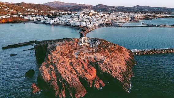 NaxosTours
