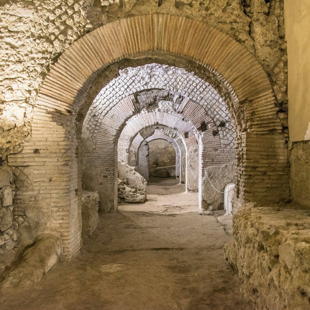 Complex of San Lorenzo Maggiore & Archaeological Area: Entry + Audio Guide