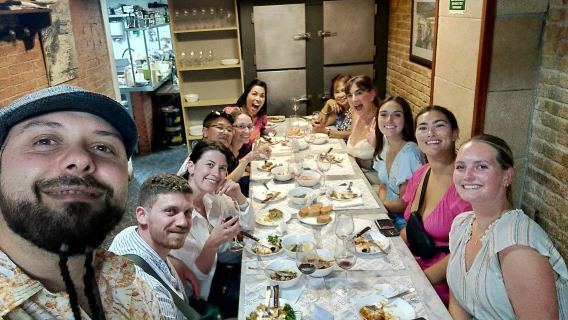 Barcelona: Guided Tapas Tour