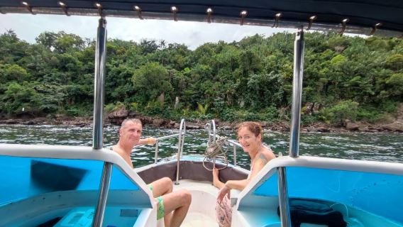 럭셔리 스피드보트 여행 (최대 15명) BBQ 점심 - 무료 드론 촬영 - 웰컴 드링크