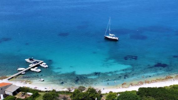 Full-Day Boat Trip, Cave Swim, lunch & Drinks - Medulin/Ceja