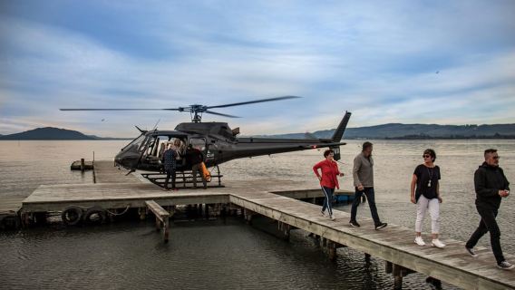 Rotorua: Helicopter Flight and Guided Walk on Mt Tarawera
