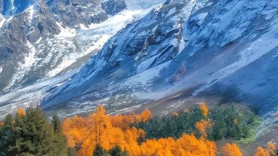 Departing from Chengdu | 1-day tour to Bipenggou | snow mountains, alpine lakes and glaciers | optional English guide | excludes admission ticket
