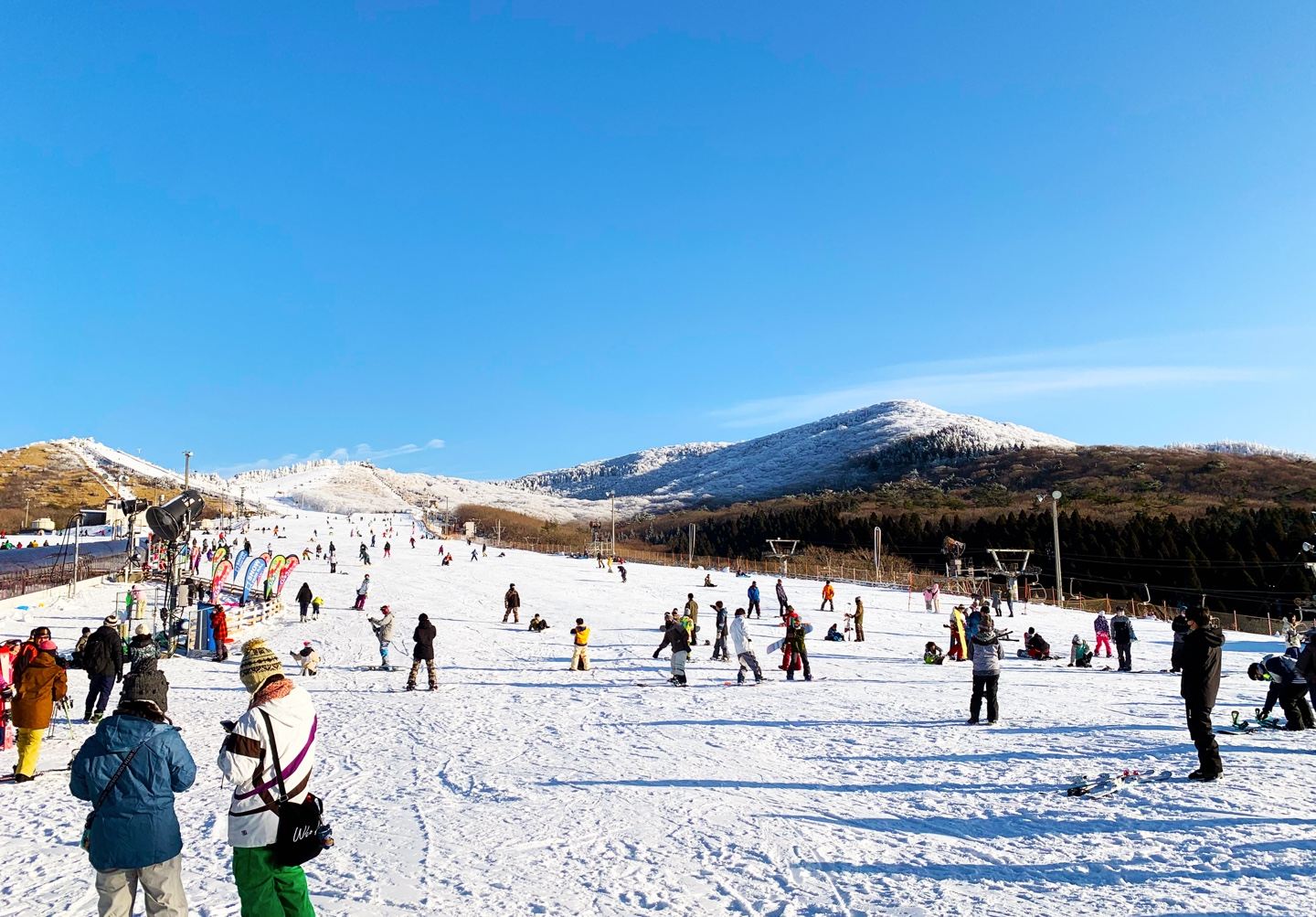 Kuju Forest Park Winter Skiing Grounds Day Tour (From Fukuoka, Basic Lesson)