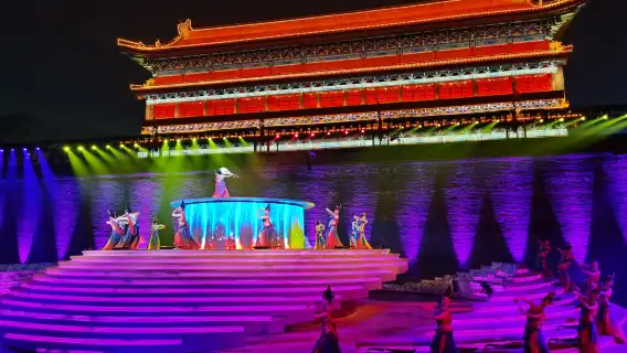 西安城牆+《夢長安-大唐迎賓盛禮》演出夜遊【登城牆觀迎賓禮】