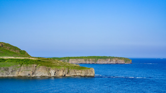 Vladivostok Highlights Private Charter 1-Day Tour|Lighthouse · Submarine · Glass beach|Stop and shoot anytime