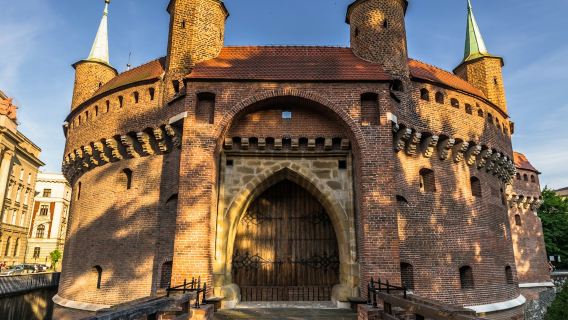 Kraków Şehir Geçiş Hakkı: Müzeler, Cazibe Merkezleri ve Toplu Taşıma