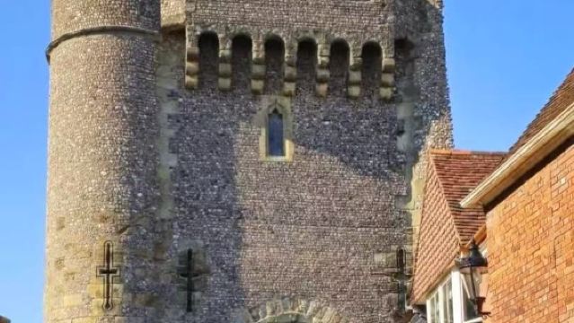 英國倫敦來回周邊小鎮 Lewes城堡+布萊頓【可定全境包車】