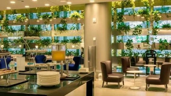 Hamad International Airport VIP Lounge Service 4 hr