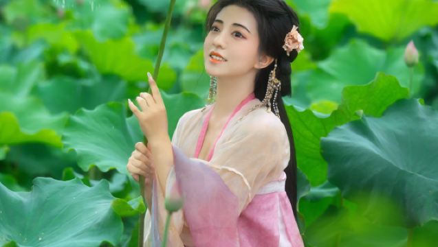 หลิวเฉิง ท่องเที่ยวถ่ายรูป[บริการถ่ายภาพและวิดีโอ ทั้งถ่ายภาพสั้น วิดีโอโปรโมท ภาพเด็ก ภาพครอบครัว ภาพบุคคล ภาพแต่งงาน พร้อมมอบไฟล์ต้นฉบับทั้งหมด]