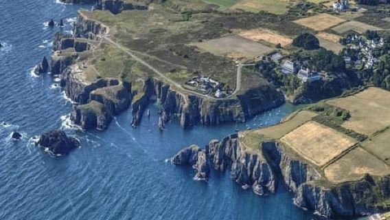 Port-Navalo : Excursion d'une journée aller-retour à Belle-Île-en-Mer avec NAVIX