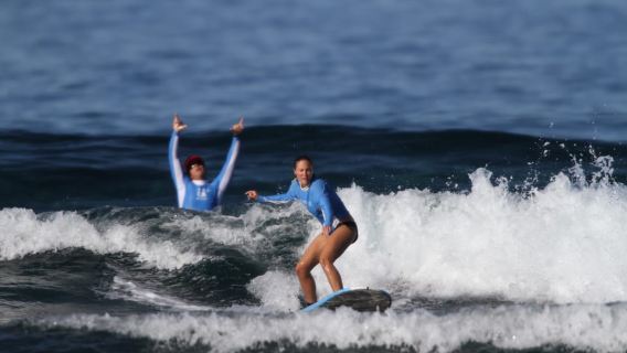 Maui: Group Surf Lesson in Lahaina