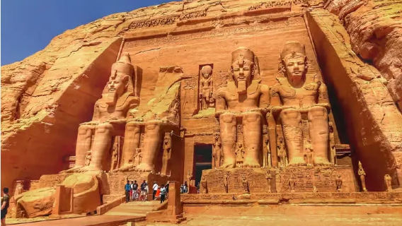 Excursión al Templo de Ramsés II desde Asuán con transporte + guía + entrada