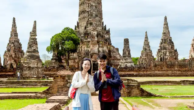 曼谷+大城+邦芭茵夏宮+柴瓦塔那蘭寺+瑪哈泰寺遺址一日遊