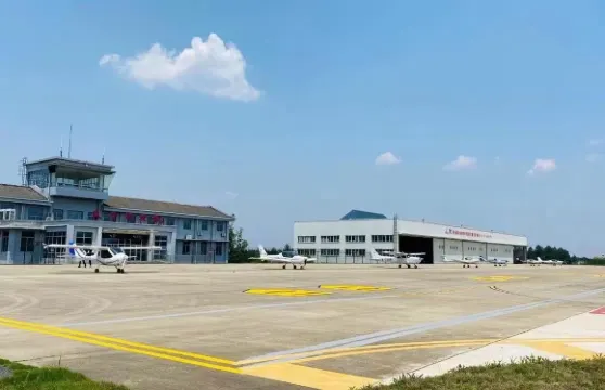 浙江紹興新昌固定翼基地固定翼飛行體驗【專業教練一帶一飛行+贈送影片拍攝】