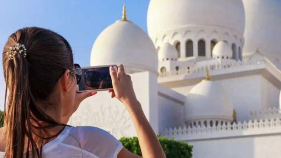 Dubai Big bus tour Hop-On Hop-Off Double Decker Open Top City bus tour/Abu Dhabi Ticket