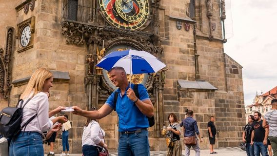 Praga: Recorrido a pie por la ciudad + Torre del Reloj Astronómico