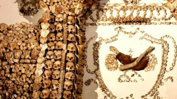 Capuchin Crypt: Entry + Guided Tour or Audio Guide