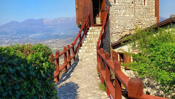 Traditions in Uniform: A Historical and Gastronomic Experience All Inclusive ( a must try )