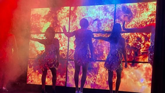 Music Hall Tavern Tenerife: Comedy Drag Show Ticket + Dinner