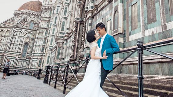 ถ่ายรูปท่องเที่ยวที่ฟลอเรนซ์ อิตาลี[บริการถ่ายภาพพรีเวดดิ้งและท่องเที่ยวในฟลอเรนซ์ อิตาลี รวมถึงหอเอนปิซาในแคว้นทัสคานี พร้อมช่างภาพมืออาชีพ]