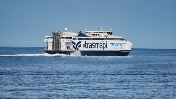 From Mallorca: Same-Day Round-Trip Ferry Ticket to Menorca