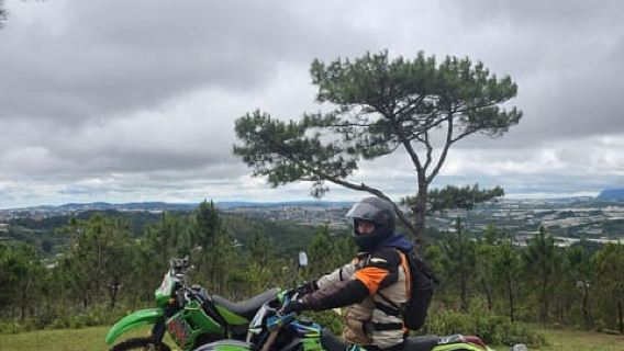 Tour guidato in moto da cross negli altopiani di Dalat