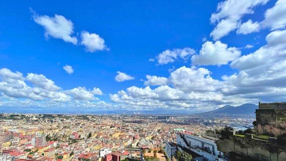 Napoli: tour al Vomero e Chiaia con la funicolare