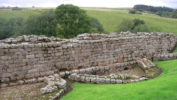 Edinburgh: Hadrian's Wall & Scottish Borders Day Trip