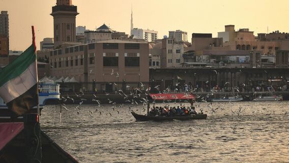 Tur Kota Setengah Hari Dubai dengan Masjid, Teluk, Naik Abra, dan Souk
