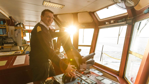 핀란드 케미 극지 탐험 아이스브레이커 투어 [호텔 픽업 + 럭셔리 아이스브레이커 점심 포함]