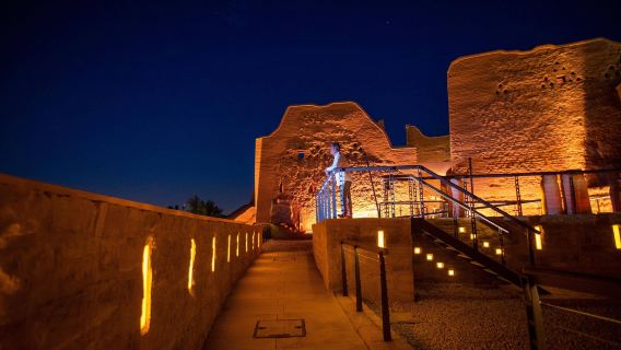 沙烏地阿拉伯利雅得古城+arabica咖啡店+世界之崖一日遊