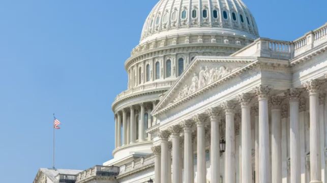 五角大樓+美國國會大廈+白宮+林肯紀念堂+越戰紀念碑包車一日遊