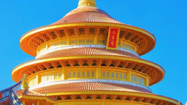 Quanzhou 1-Day Tour: West Street + Kaiyuan Temple + Quanzhou Bell Tower + Xili Teahouse | Bilingual Guide | Customize Private Charter