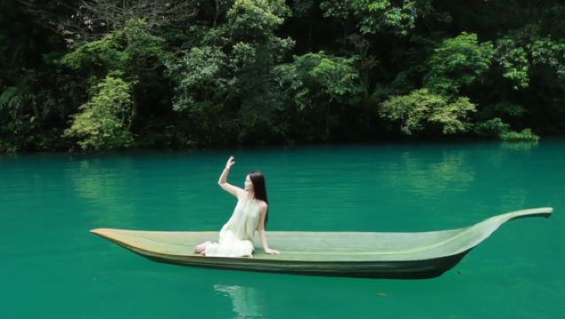 【自主直發·8人小團】鶴峯屏山大峽谷純玩一日遊「網紅仙本那」