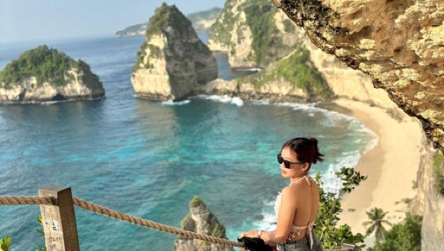 นูซาเปอนิดา: ทัวร์วันเดียวแบบผสม (ฝั่งตะวันตกและตะวันออก) รวมบริการรับจากโรงแรมที่บาหลี