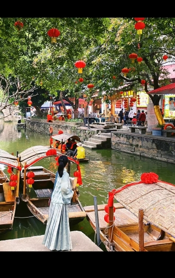 中国広州+仏山祖廟+逢簡水郷+仏山嶺南天地+清暉博物館ワンデーツアー