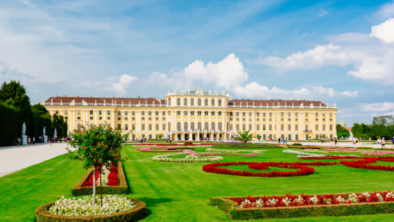 Vienna: skip-the-line walking guided tour of Schönbrunn Palace and gardens
